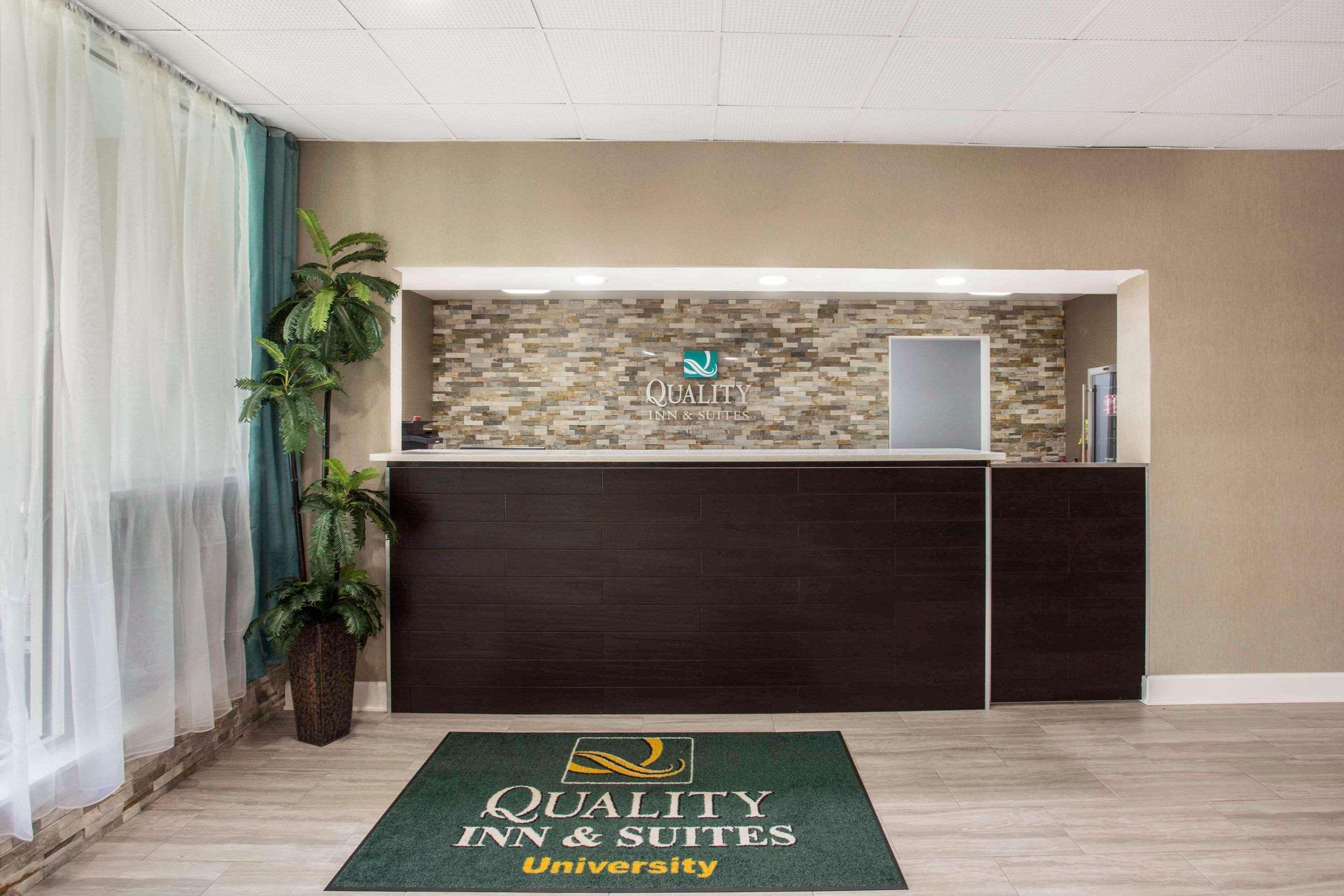 Quality Inn & Suites University Area Σάρλοτ Εξωτερικό φωτογραφία